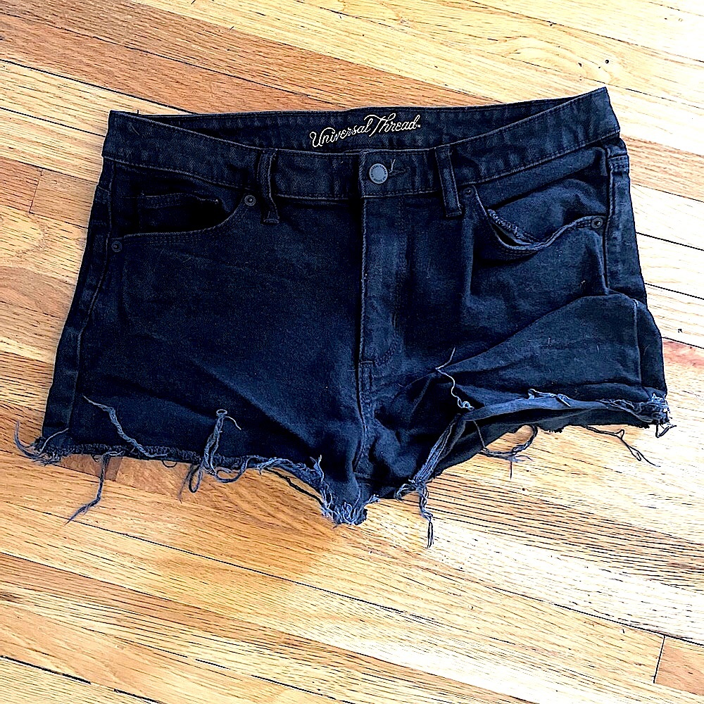 Universal Thread Black Shorts